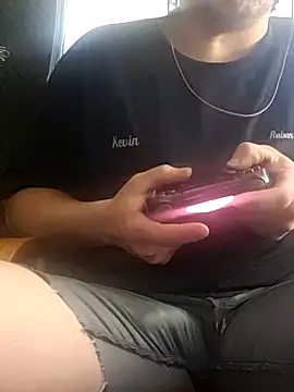 Snapshot of almighty_d chatting on 31, 1, 2025 almighty d online show from 31, 1, 2025