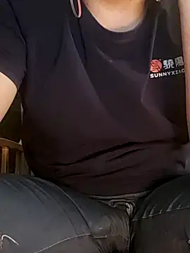 Snapshot of almighty_d chatting on 21, 2, 2025 almighty d online show from 21, 2, 2025