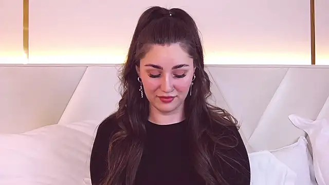 KiraBarlows online show from 21, 3, 2025