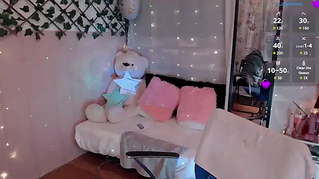 cute bunny95 online show from 23, 10, 2025