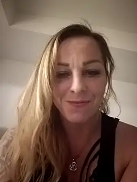 KittzyKat online show from 18, 1, 2025