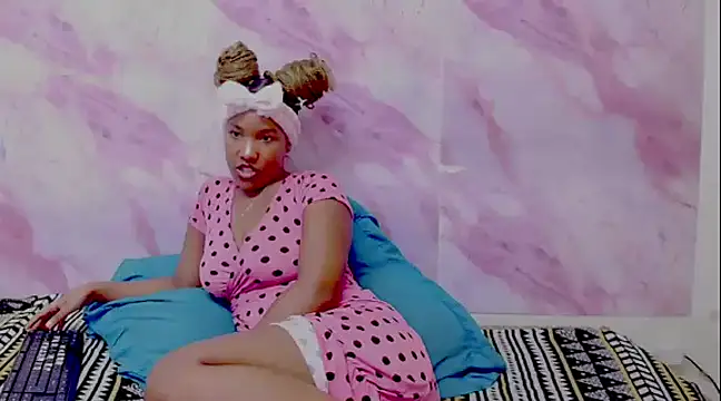 EroticSexyPrada online show from 21, 2, 2025