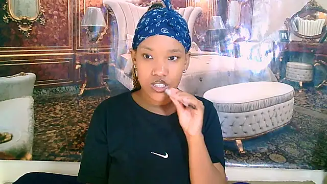 EroticSexyPrada online show from 16, 2, 2026