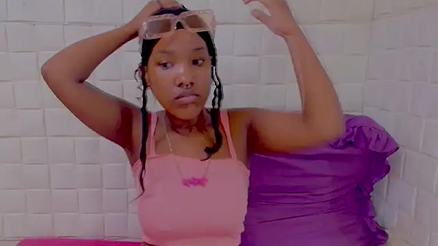 EroticSexyPrada online show from 14, 4, 2026