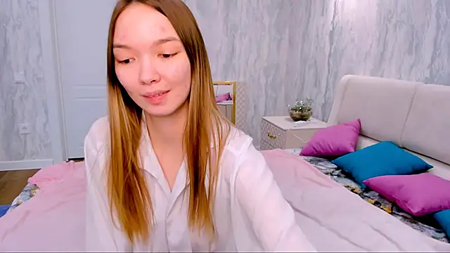 SusannJohnson online show from 17, 2, 2025