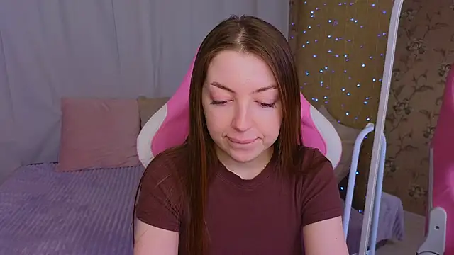 Ann moon   online show from 27, 2, 2025