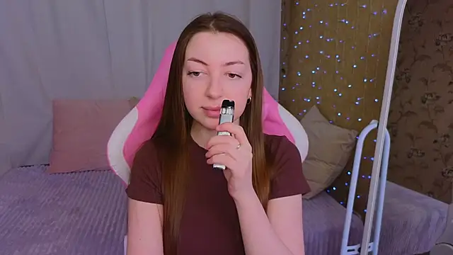 Ann moon   online show from 27, 2, 2025