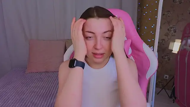 Ann moon   online show from 6, 3, 2025