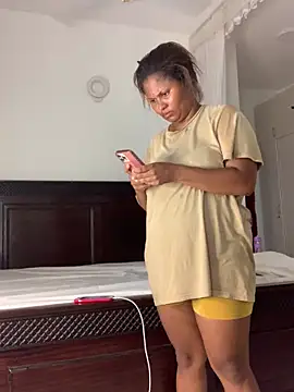 Snapshot of madell chatting on 4, 3, 2026 madell online show from 4, 3, 2026