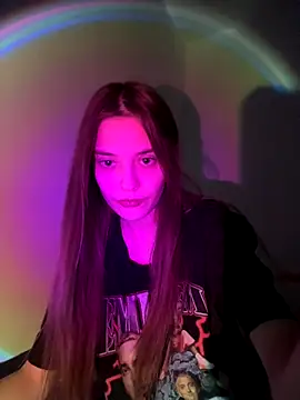 Snapshot of RayWillliams chatting on 19, 11, 2025 RayWillliams online show from 19, 11, 2025