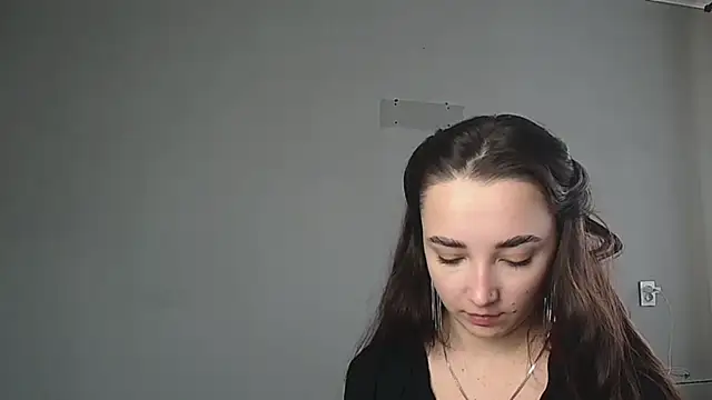 Eva Gloryy online show from 17, 3, 2026