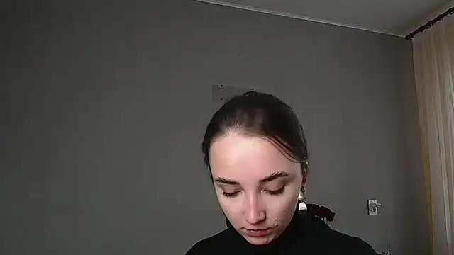 Eva Gloryy online show from 19, 4, 2026