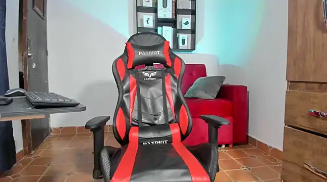 Snapshot of dereckgreen chatting on 30, 1, 2025 dereckgreen online show from 30, 1, 2025