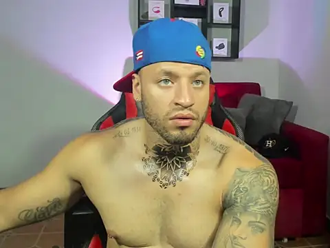 Snapshot of dereckgreen chatting on 16, 3, 2025 dereckgreen online show from 16, 3, 2025