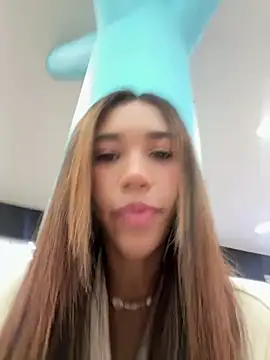 zoe storm online show from 30, 1, 2025