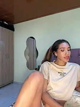 Snapshot of zoe_storm chatting on 9, 7, 2026 zoe storm online show from 9, 7, 2026