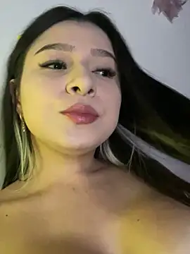 Snapshot of _Amber_Brown chatting on 22, 10, 2025 Amber Brown online show from 22, 10, 2025