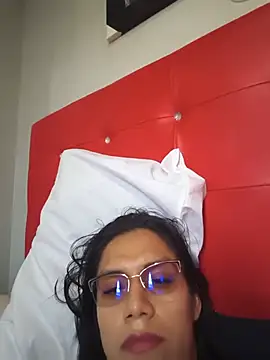 Snapshot of ROSARIOBELLA13 chatting on 2, 7, 2026 ROSARIOBELLA13 online show from 2, 7, 2026