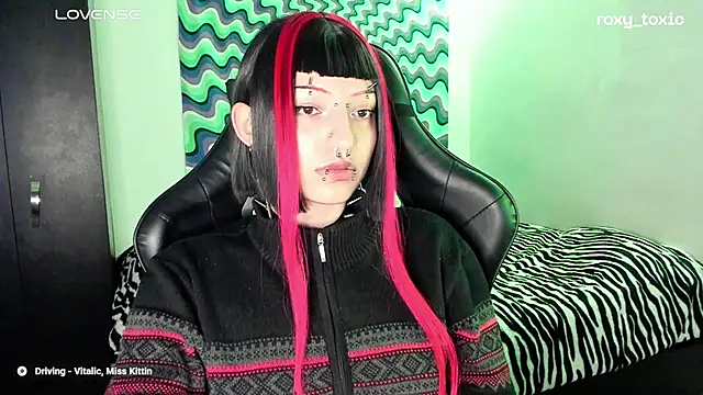 roxy toxic online show from 7, 3, 2025