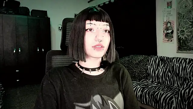 Snapshot of roxy_toxic chatting on 24, 2, 2026 roxy toxic online show from 24, 2, 2026