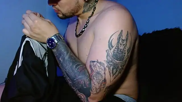 Snapshot of Lliam_2 chatting on 26, 9, 2025 Lliam 2 online show from 26, 9, 2025