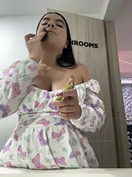 ValeriaOrtega online show from 22, 5, 2026