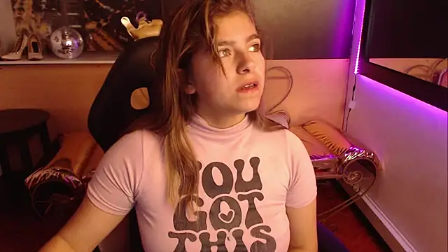 Kitten Cam online show from 24, 9, 2025