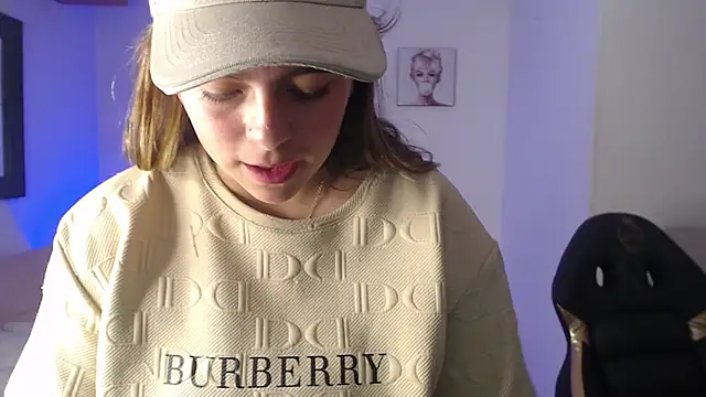 Kitten Cam online show from 21, 12, 2025