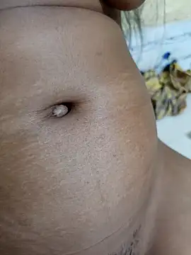 Hot couple 1 online show from 16, 9, 2025