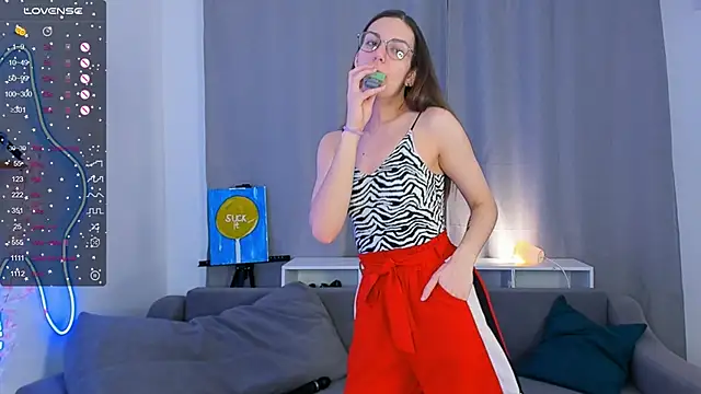 MaryKlein online show from 6, 2, 2025