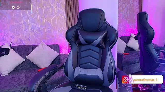 Snapshot of Aurora_thomas__1 chatting on 3, 2, 2026 Aurora thomas 1 online show from 3, 2, 2026