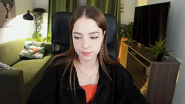 PamBeesly online show from 5, 3, 2025