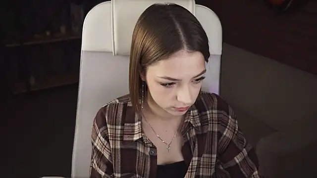 PamBeesly online show from 17, 9, 2025