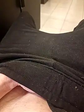 guilove5 online show from 18, 1, 2025