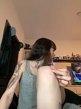 Ciara2004 online show from 18, 12, 2025