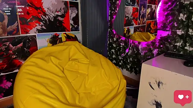 Zoe Cheshire online show from 30, 1, 2025