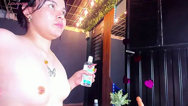 Zoe Cheshire online show from 15, 2, 2025