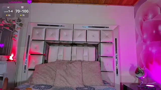 emili clark online show from 13, 1, 2026