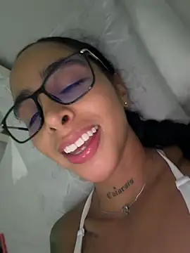 sophierooy22 online show from 29, 6, 2026