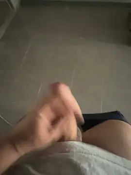 Greeneyes0820 online show from 15, 2, 2025