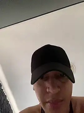 Diegosavage3 online show from 15, 3, 2025