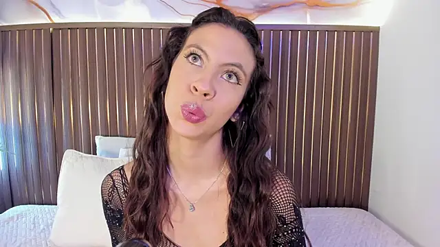 Snapshot of elevensky chatting on 21, 2, 2026 elevensky online show from 21, 2, 2026