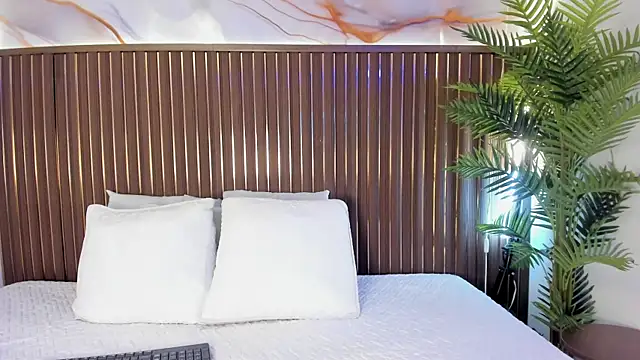 Snapshot of elevensky chatting on 31, 3, 2026 elevensky online show from 31, 3, 2026