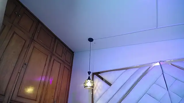 luxurycoupl online show from 28, 11, 2025