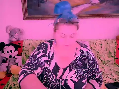 mayamayx online show from 17, 10, 2025