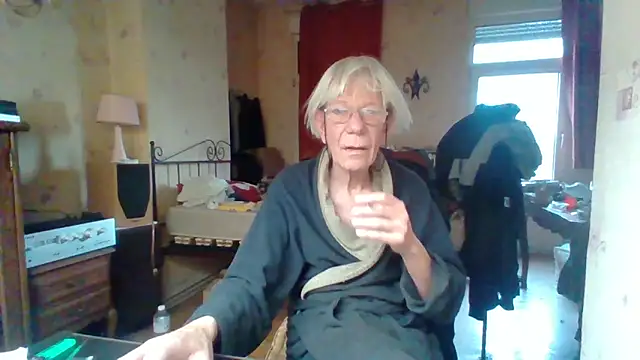 rosanetrav online show from 7, 3, 2026