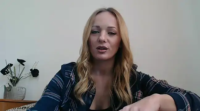 EllyaDiamond online show from 17, 2, 2025