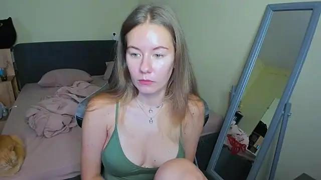 EmilyPaw online show from 16, 9, 2025