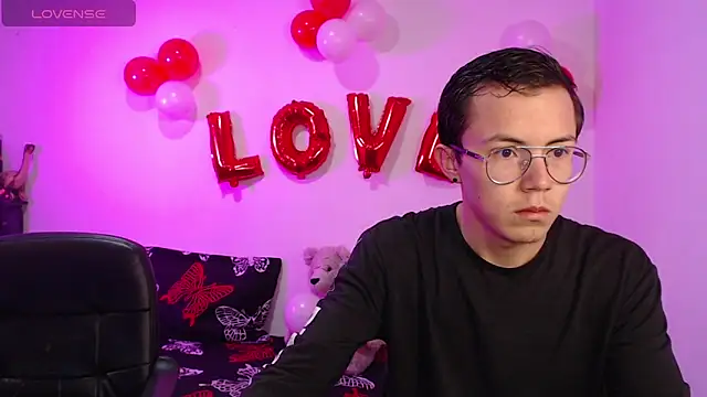 Tina 4 Charlie online show from 13, 2, 2025