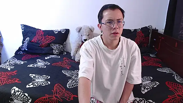 Tina 4 Charlie online show from 28, 10, 2025